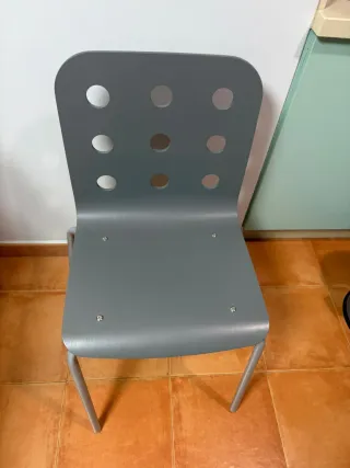 Sillas Ikea y cojines. Son cuatro. 60€/lote