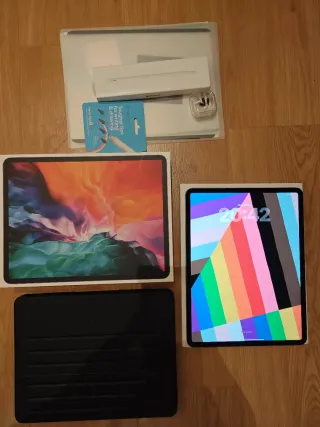 iPad Pro 12,9" 4ª generazione 256GB WiFi + Cellular