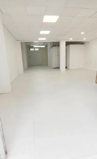 Local Tavernes Blanques 136M2 alquiler..