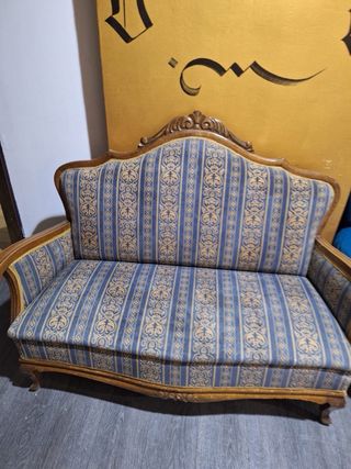 Sofá antiguo estilo clásico tallado – Madera maciz