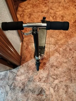 Patinete pequeño y plegable