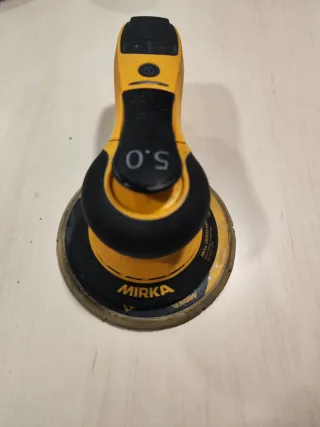 Lijadora rotoorbital Mirka Deros 650