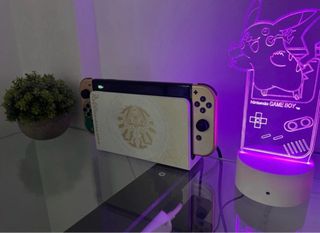 Nintendo Switch OLED (M-4-G-!-4) versione limitata di The Legend of Zelda: Tears of the Kingdom