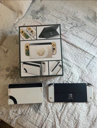 Nintendo Switch OLED (M-4-G-!-4) versione limitata di The Legend of Zelda: Tears of the Kingdom