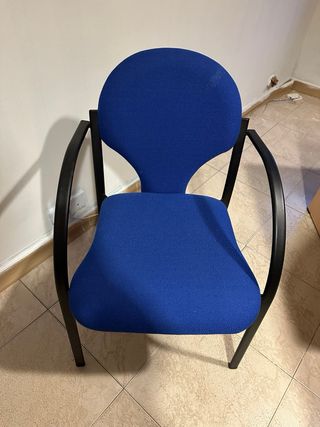 Silla azul oficina