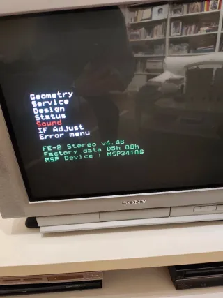 Regalo soporte con SONY TRINITRON 25. 6540 horas