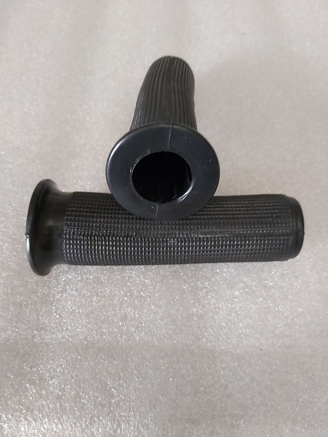 Puños de goma para ciclomotores ò motocicletas