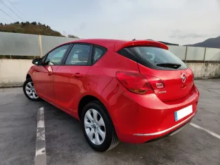 Opel Astra 2015