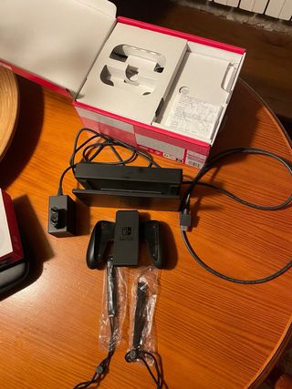 Nintendo Switch + 7 Giochi