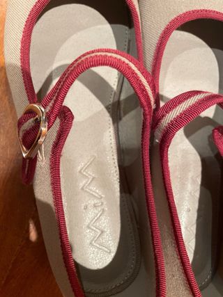 Bailarinas mim shoes talla 38, gris topo y granate