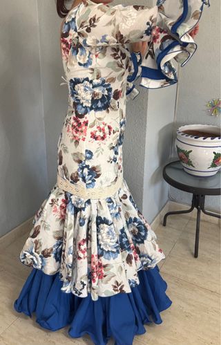 Vestido de flamenca 42-44 traje para la feria