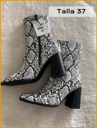 Botines nuevos sin estrenar y con etiqueta. Botas.