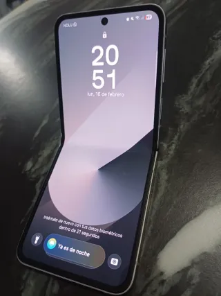 Samsung Z Flip 6 256Gb Gris Espacial