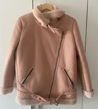 Abrigo rosa con pelo