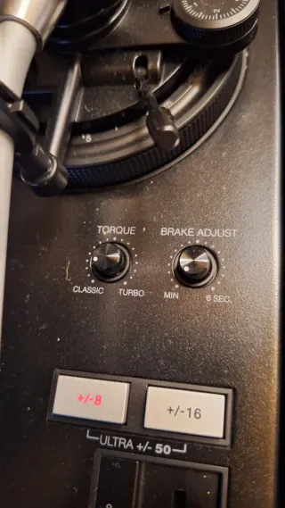 Pareja de tocadiscos reloop rp7000. Platos.