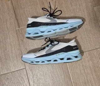 Zapatillas skecher t.42