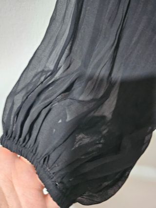 Blusa negra Zara T. M