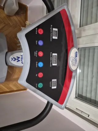 Máquina vibratoria en muy buen estado