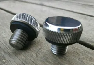 Tornillos laterales asiento softail