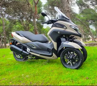 Yamaha Tricity 300