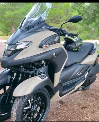 Yamaha Tricity 300