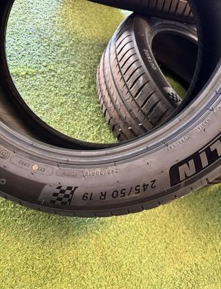 Juego 4 neumáticos Michelin 245/50R19 105W