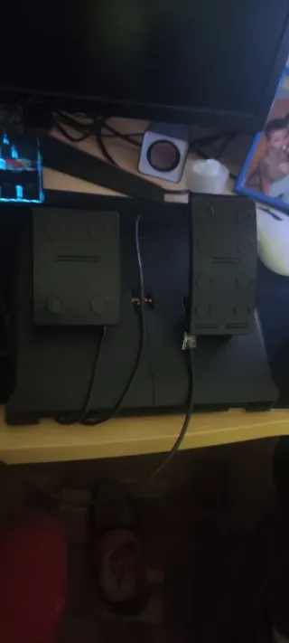 Volante con pedales y agarre PRECIO NEGOCIABLE