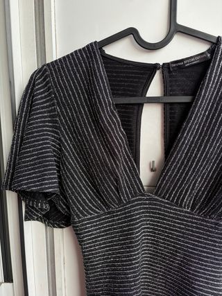 Body negro de rayas plateadas de Bershka Talla XS