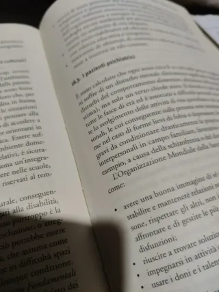 L'operatore socio-sanitario. Profilo, competenz...