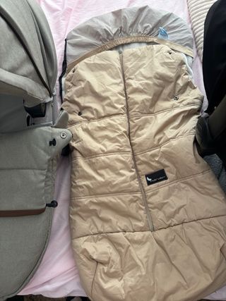 Silla de bebé y capazo, sin chasis