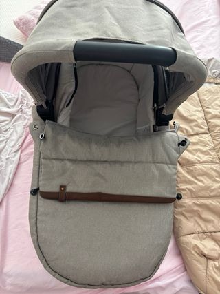 Silla de bebé y capazo, sin chasis