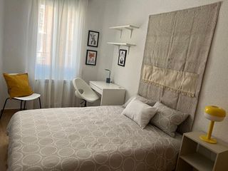 Piso en alquiler en Bellas Vistas en Madrid