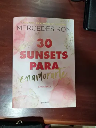 Libro 30 sunsets para enamorarte en español