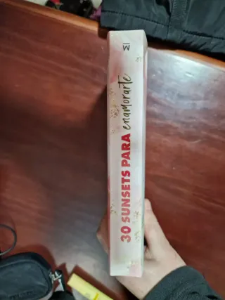 Libro 30 sunsets para enamorarte en español
