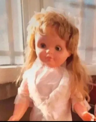 Muñeca grande antigua