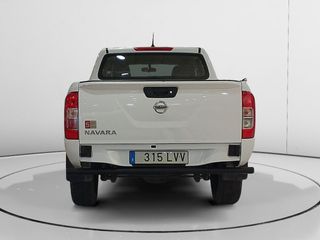 Nissan Navara Visia Double Cab 4x4