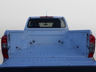 Nissan Navara Visia Double Cab 4x4