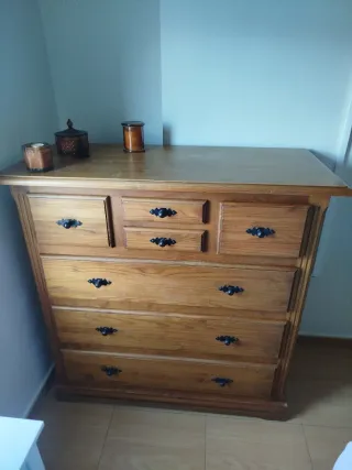 Conjunto de dormitorio de madera