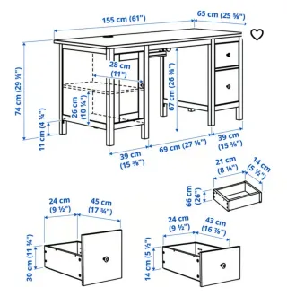Scrivania Hemmes di Ikea. In legno massello.