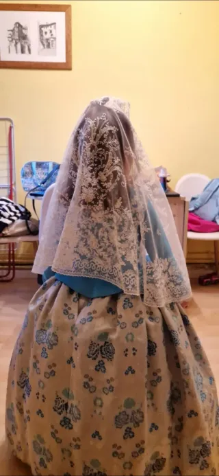 Mantilla fallera infantil