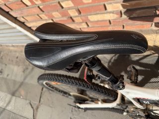 Bicicleta XC specialized