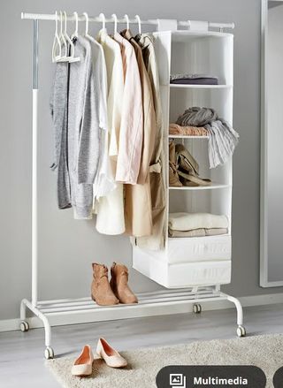 Burra Ikea colgar ropa, 6 posiciones y 4 ruedas