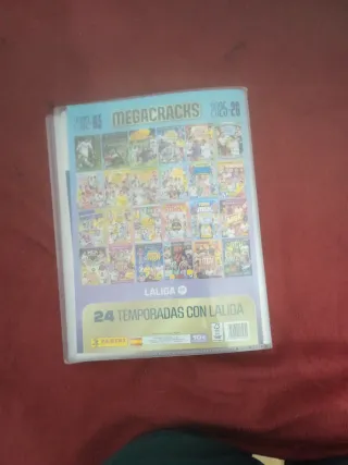 Album megacracks con más de 100 cartas