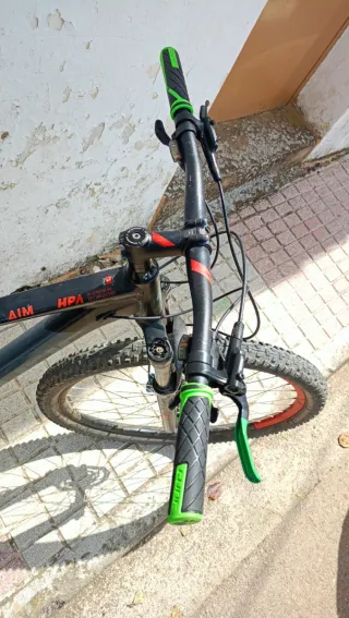 CUBE REACTION PRO 29"