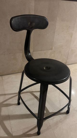 Silla metalica estilo industrial
