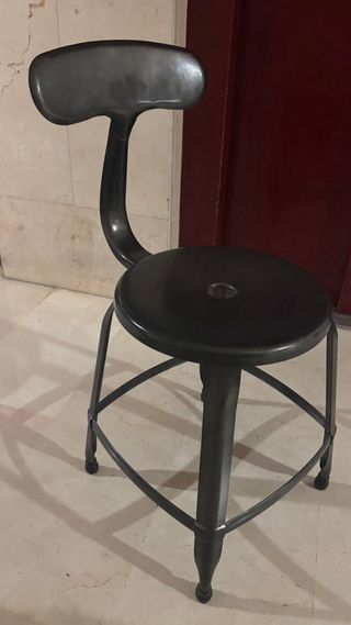 Silla metalica estilo industrial