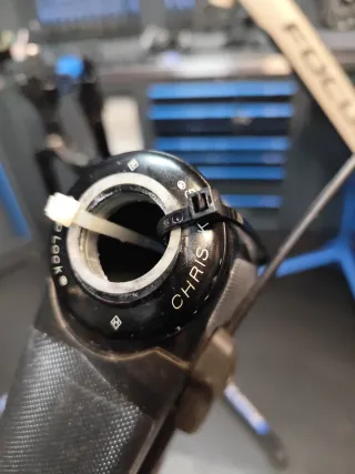 Cuadro v10 cc.talla m dirección crisking. Fox x2