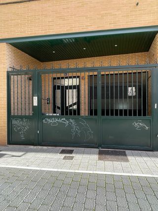 Se alquila plaza de garaje