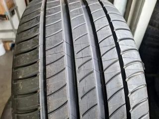235 45 R18 98W Michelin - 1 neumático km.0