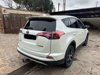 Toyota RAV4 2016